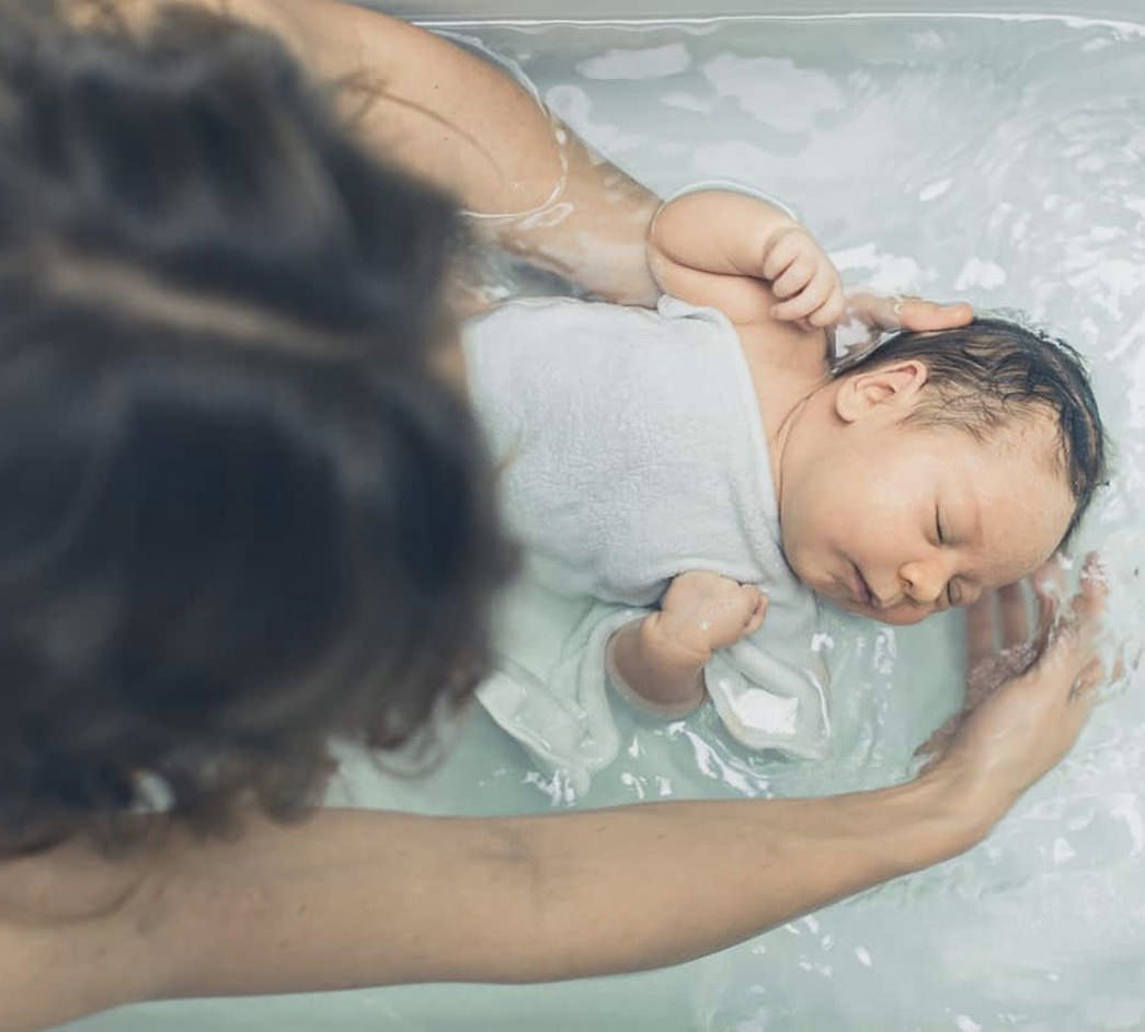 Le bain thérapeutique pour le bébé